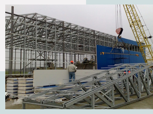 Строительство заводов в Троицке